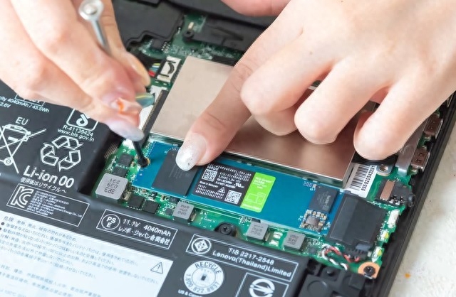 笔记本电脑升级固态硬盘需要注意什么?