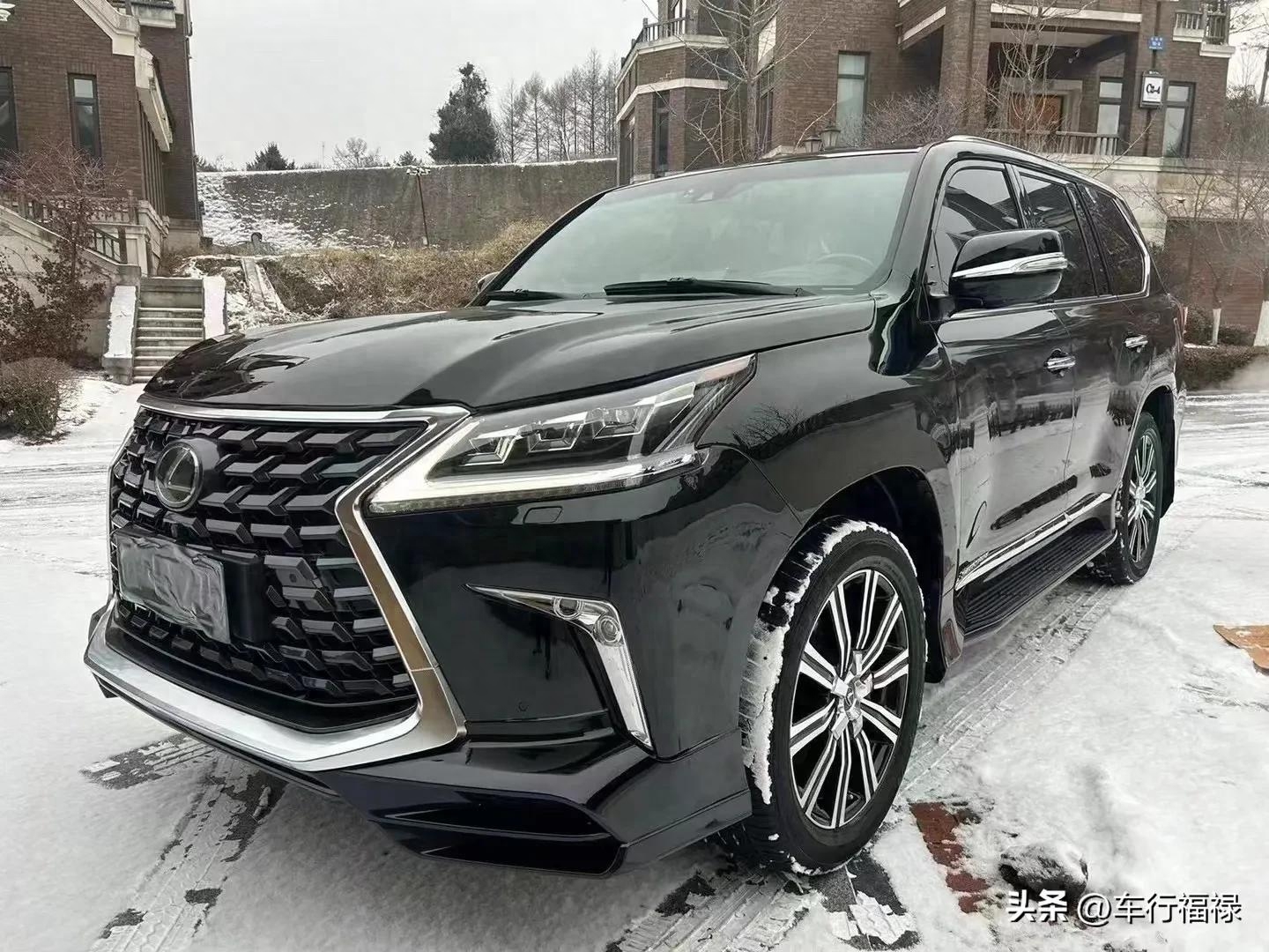 东北小伙花178万买辆最新款雷克萨斯570,并坦言从不考虑揽胜