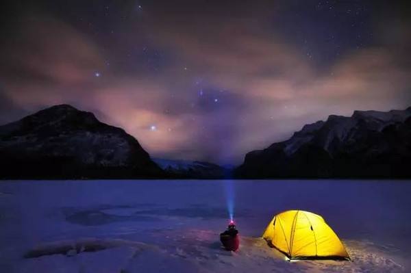 一日一词:starred, started, stared 你能分清这三个词吗