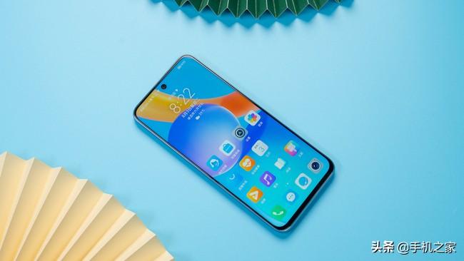 千元级大满足 拍照续航兼得 荣耀Play5T Pro体验