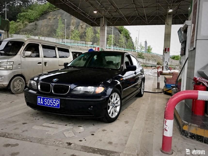 情怀改装两不误 几万块收辆宝马E46 网友：这样的经典给我来10辆