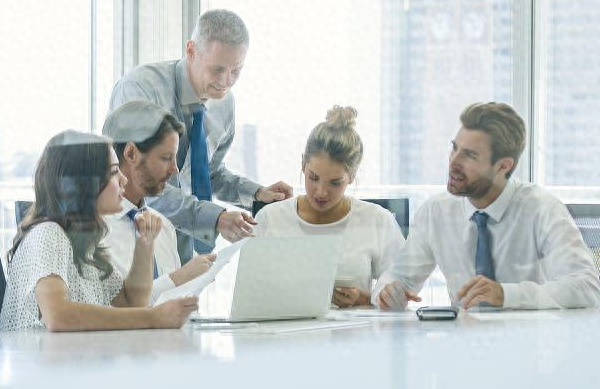 揭秘:如何毫不费力地将PDF文件转换成Word文档