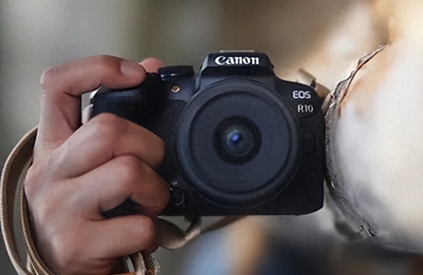 2022年发布的相机，哪几台有看点？