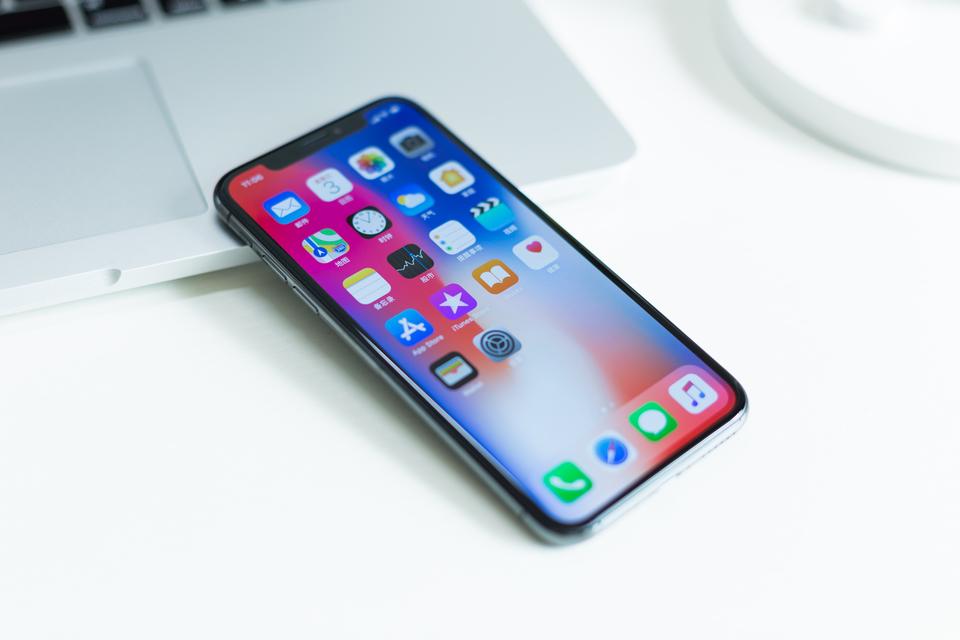 苹果手机那么多,这3部的性价比最高,现在入手最合适!