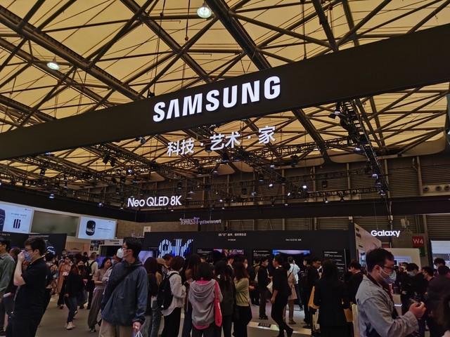 名副其实的全场最佳 AWE三星OLED电视强势回归！