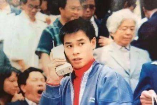 通信历史连载6-中国手机-移动电话机