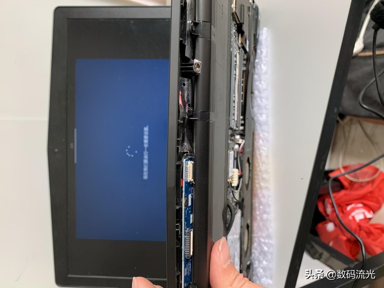 电脑无缘无故蓝屏的原因找到了,这就是贪便宜的后果,别怪别人