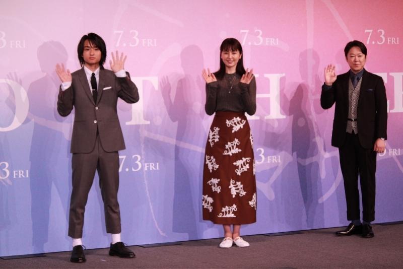 日本电影圈复工,长泽雅美现身新片《母亲》发布会