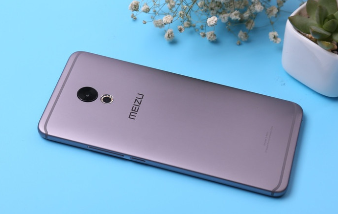 魅族一言不合，丢你一台比骁龙821还强的PRO 6 Plus