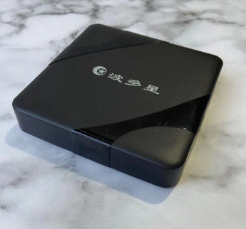 网络机顶盒是个好东西，拥有电视机盒子看直播，生活是真的美好