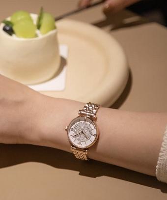 阿玛尼、蔡司等大牌助阵京东11.11 官方旗舰店集体开业