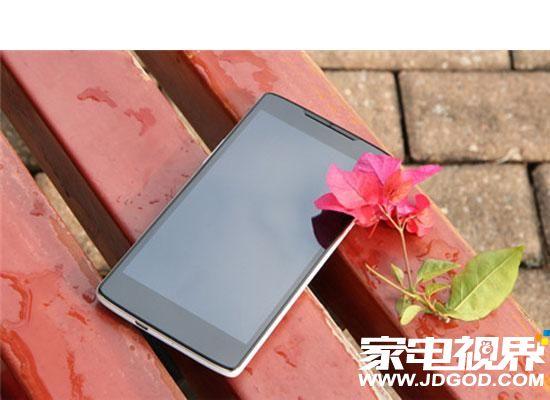 就图一个高性价比 千元内精品4G手机推荐