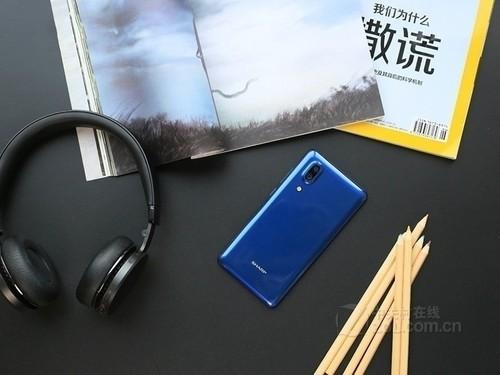 夏普 SHARP S2 全面屏 陨石黑 性价比高 京东迪信通手机旗舰店在售3499元