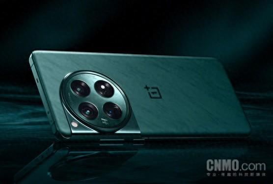 这四款旗舰“神机”用上三五年无压力!行内人都说好