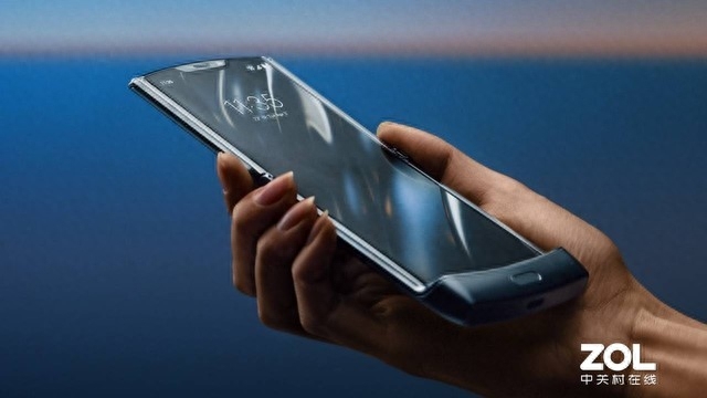 摩托罗拉Razr来了 惊艳到令人爱不释手