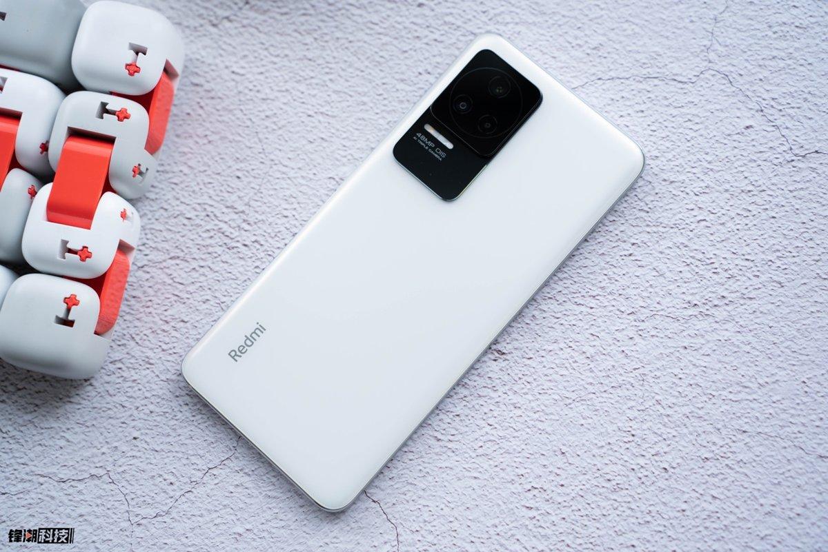 纯白背板，颜值巅峰，Redmi K50晴雪配色图赏