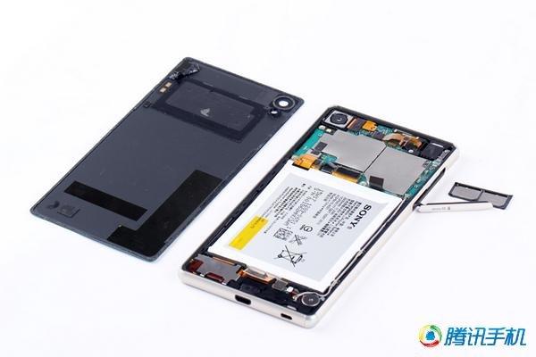 索尼Z3+ Dual拆解：多沿袭前辈设计