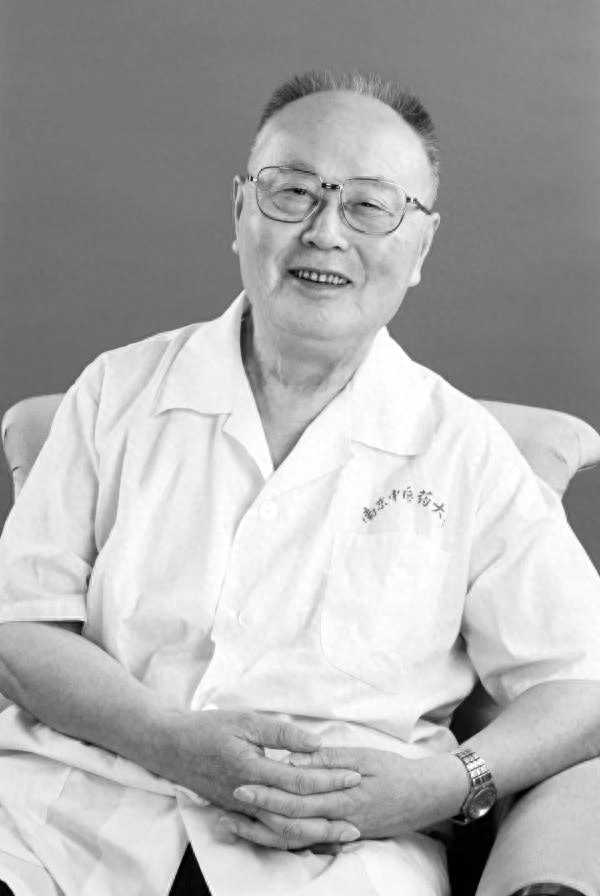 痛别!“国医大师”周仲瑛,走了