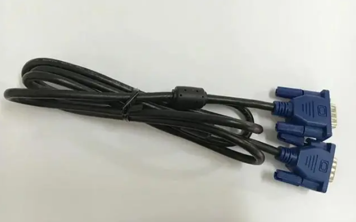 电脑显示器花屏了怎么办修复（电脑屏幕没碎但是花了）