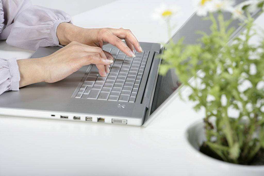 职场办公，到底应该选择一款什么样的笔记本电脑？