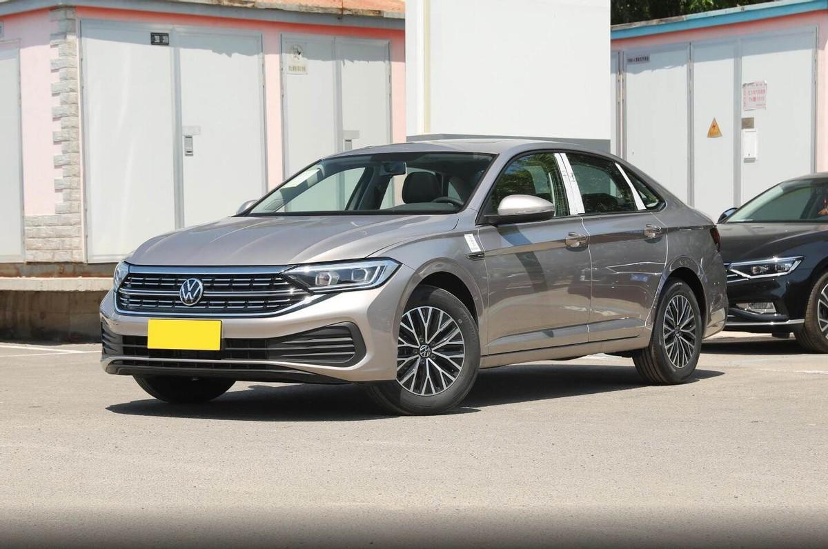 20岁、30岁、40岁最适合选的3款车,看看你喜欢哪款?