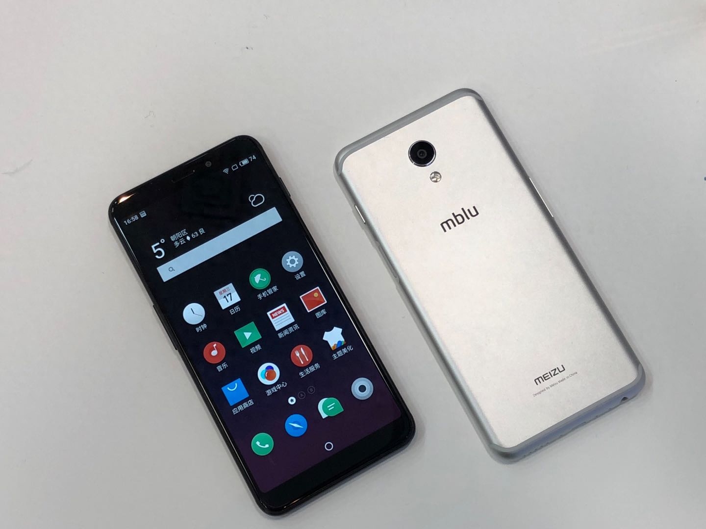 高颜值千元机！魅蓝S6上手：性能够用，侧边指纹瞩目