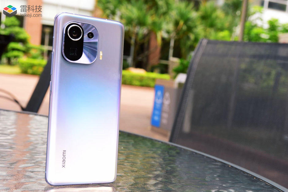 终于没有短板？小米11 Pro体验：除了设计一切好说