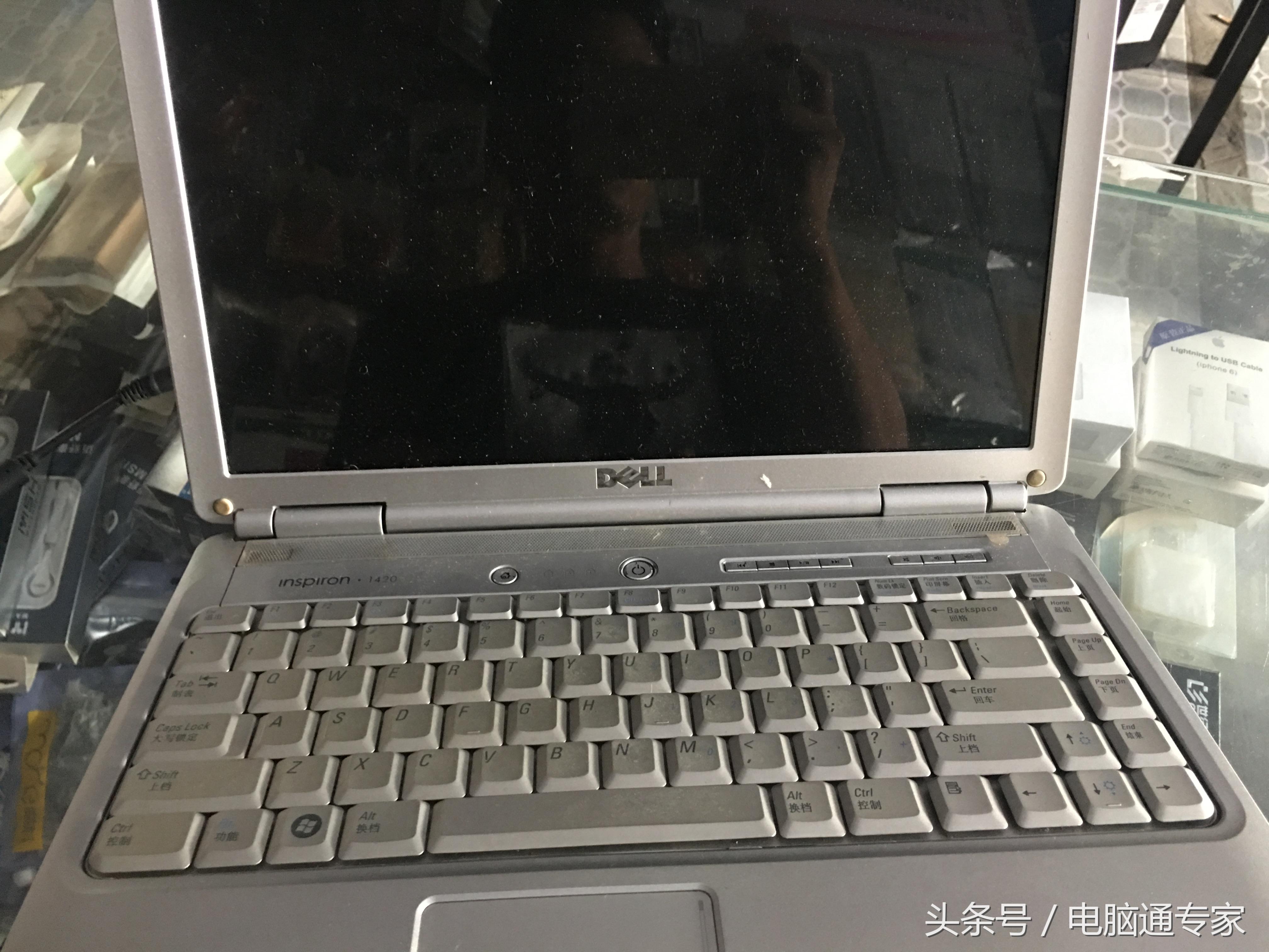 这电脑过来升级玩吃鸡游戏，我的天啊，你是照顾我还是为难我啊？