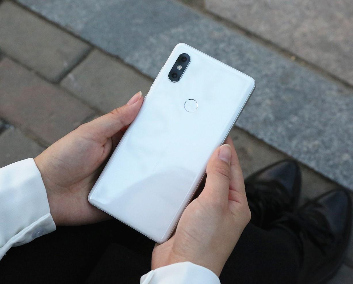 从3299到2499元,小米MIX2s现已降到“冰点价”,还等什么MIX3!