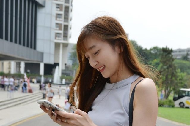 小说：重生大学生开始创业，他有前世记忆的先机，靠卖手机崛起