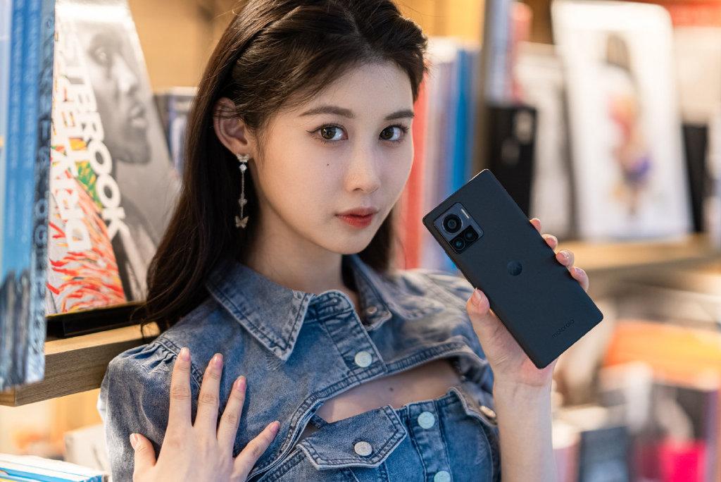 moto X30 Pro评测:2亿像素加持下的真实移动影像体验