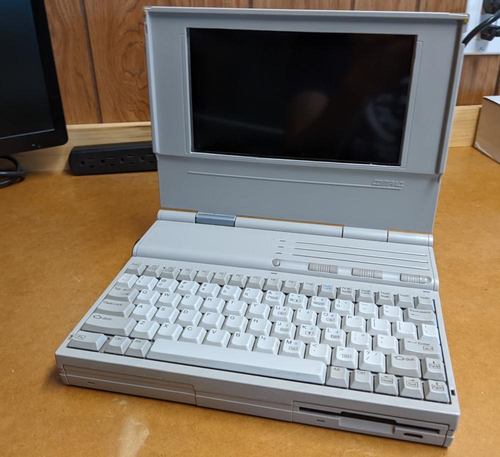 用树莓派驱动一台30年前的Compaq LTE 286 笔记本电脑，运转非常好