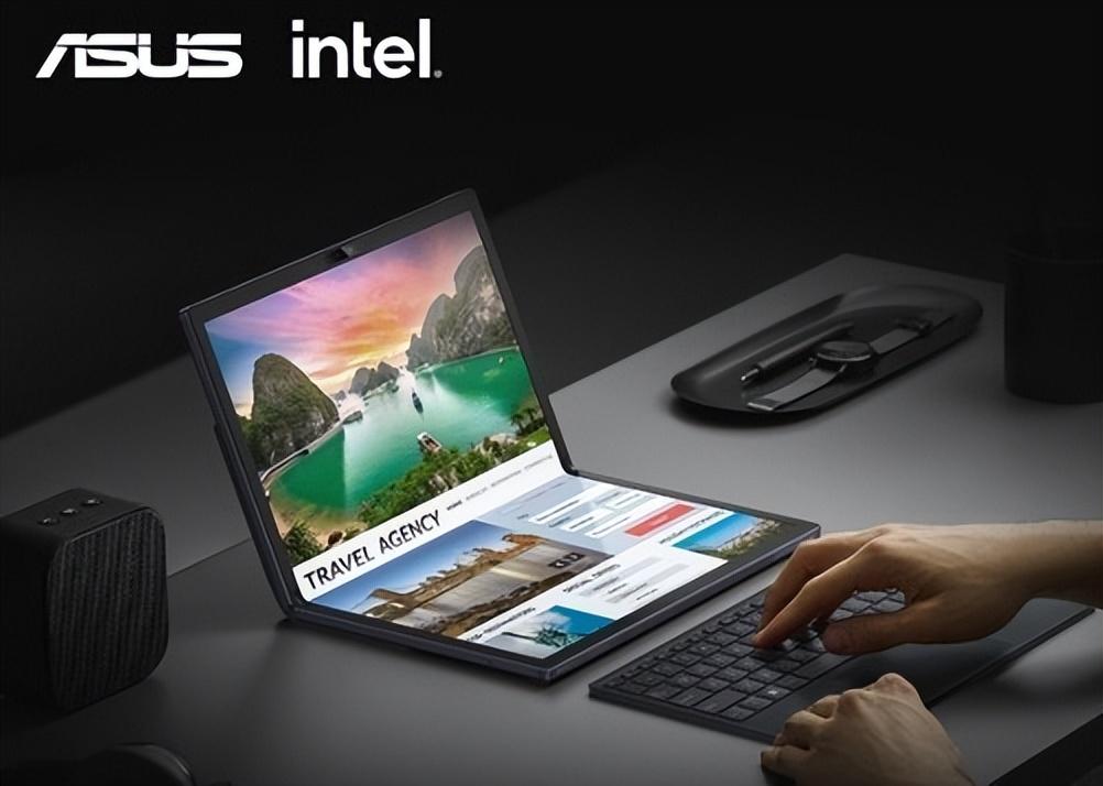 华硕官宣Zenbook 17 Fold折叠屏笔记本8月31日发布