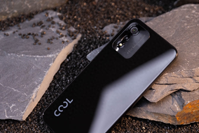 酷派COOL 30测评:百元智能机颜值起跑线