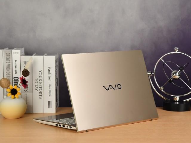 笔记本中的“定番”？全新VAIO F16评测