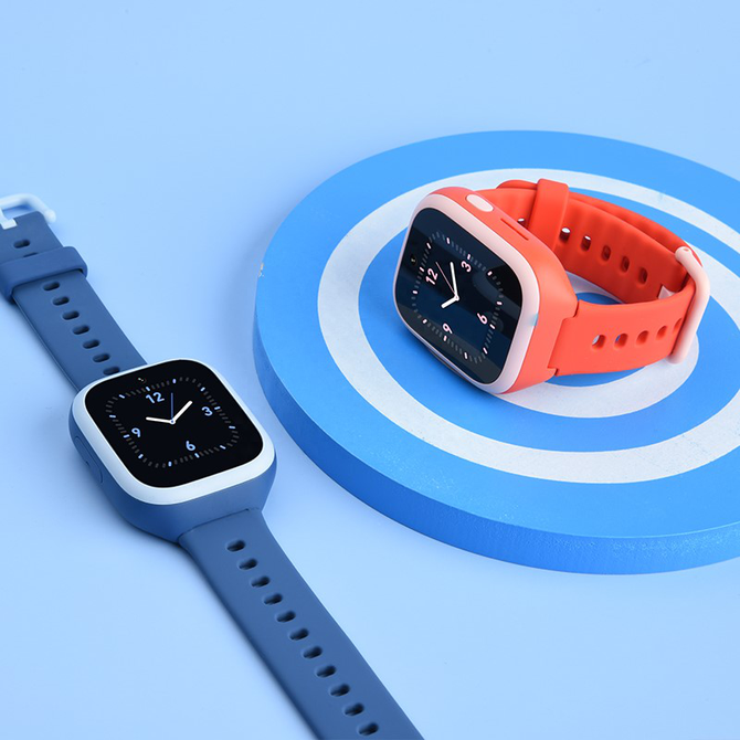 米兔儿童电话手表4C发布：4G视频通话 售价399元