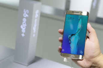 引领安卓抗衡苹果，由S6 edge+看三星之变