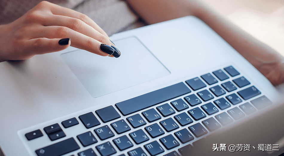 如何解冻东芝笔记本电脑上的鼠标