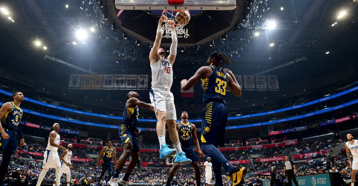 祖巴茨暴砍31+29 快船大胜步行者