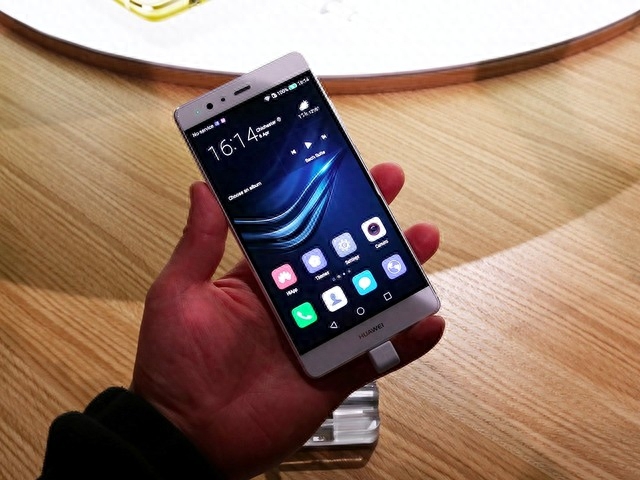 华为P9 Plus上手体验 压力感应屏幕是惊喜