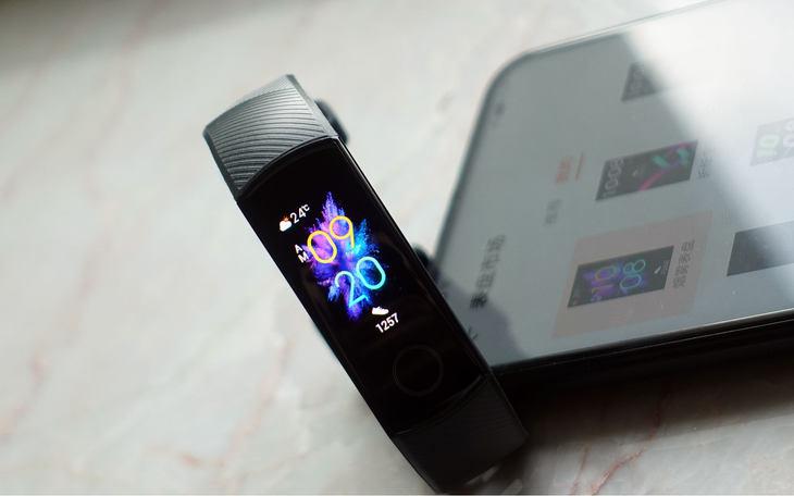 最全的荣耀手环5首发评测:新增血氧检测,健康功能再升级