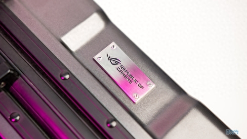 这才是真正的游戏手机 ROG游戏手机电竞装甲体验