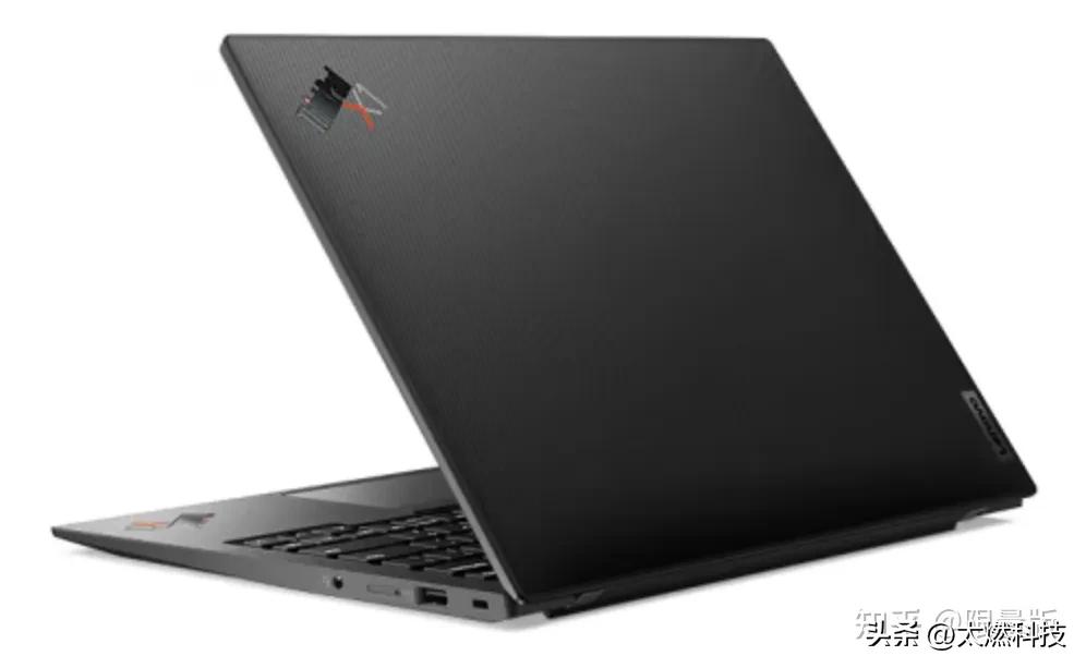 ThinkPad X1 Carbon 和 ThinkPad X1 Yoga 有什么区别？
