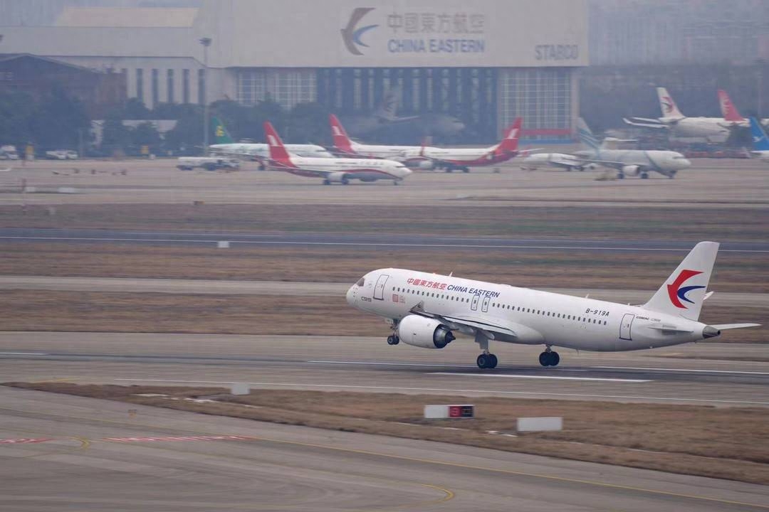 国产大飞机C919商业航班机票开售 首飞当日机票紧俏 5月29日飞成都