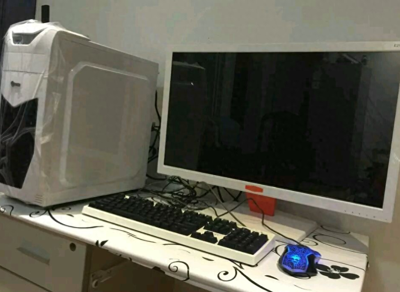 看朋友花2000多买的二手笔记本不错,我也跟风买了台,结果被坑了