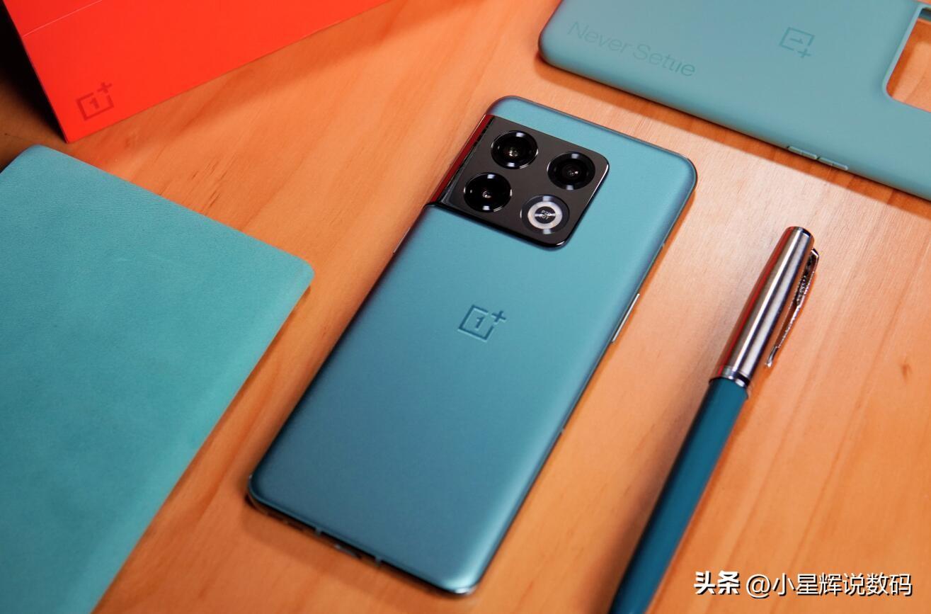 12GB+512GB+2K屏+IP68，跌至3509元，大内存高端机加速退场