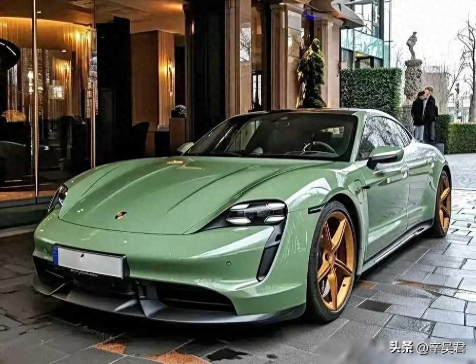 最近，有个年轻的同事考虑购车，她向我咨询了一些建议...