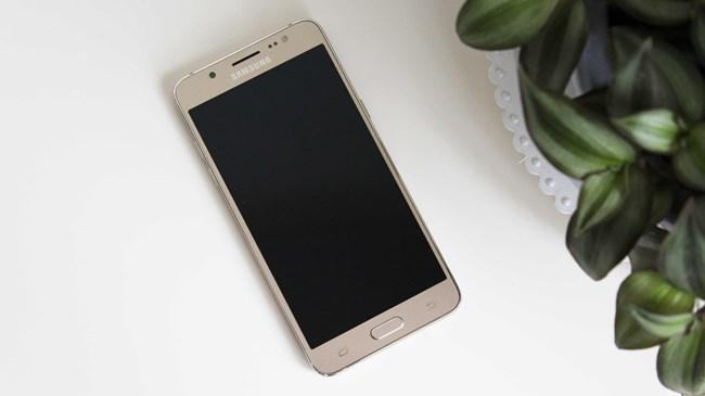 别样的精彩生活 三星Galaxy J5体验