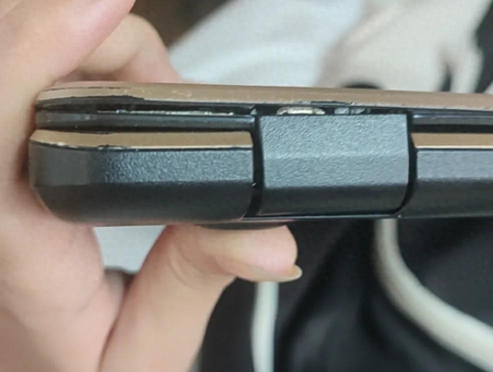 电脑维修水深吗？一个收100，一个收6 00