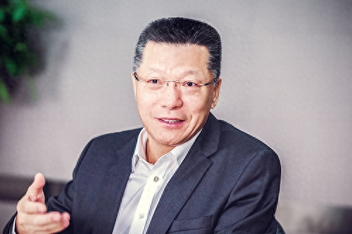 为什么说IBM是一家“独一无二”的公司？